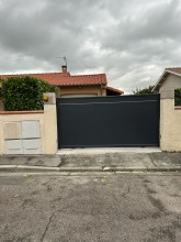 Notre zone d'activité pour ce service Installation professionnelle de portail motorisé coulissant de 6m en aluminium et de fabrication française avec garantie